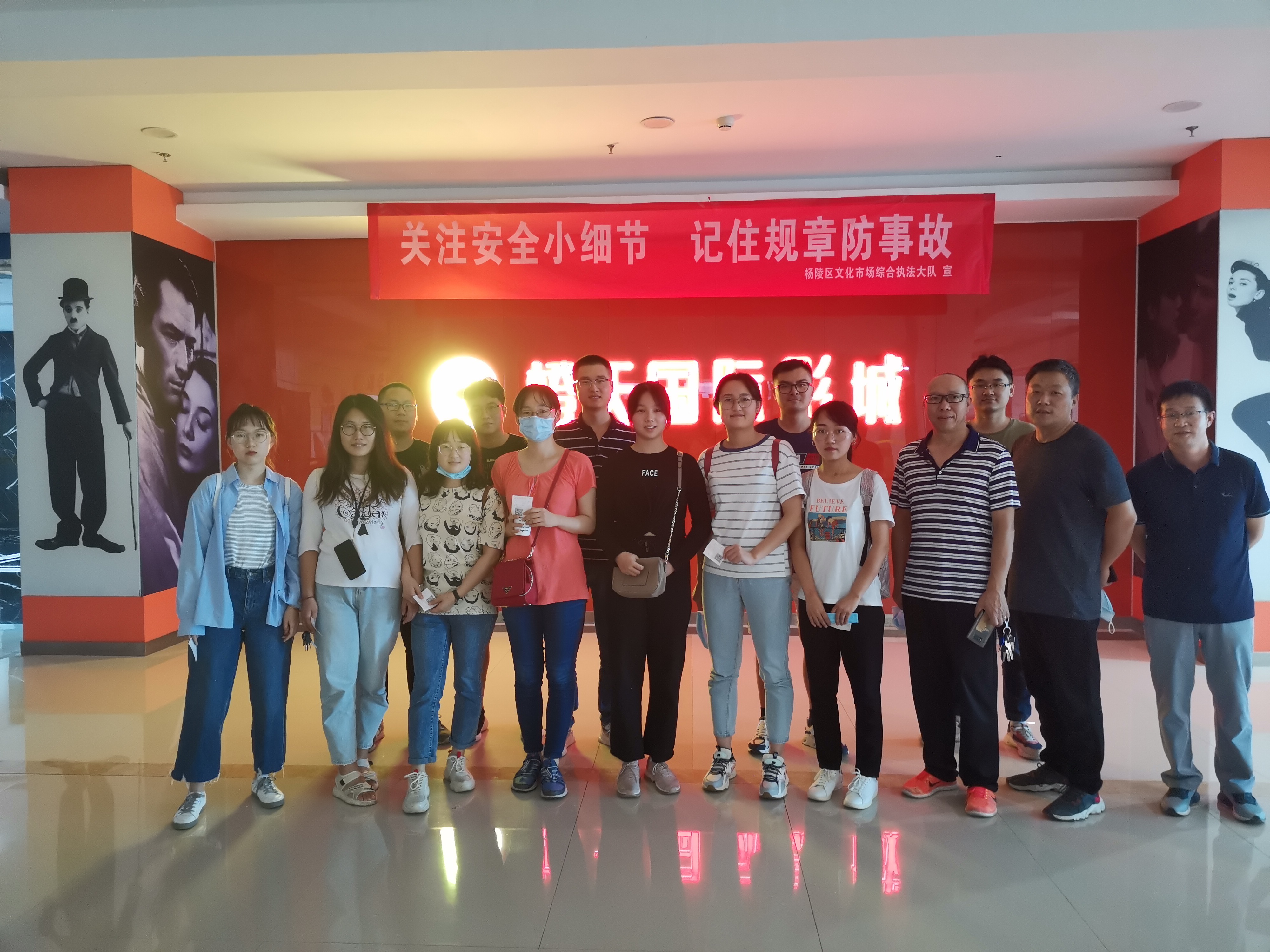 215f6478c01346bdadcf475cb538a558.jpg