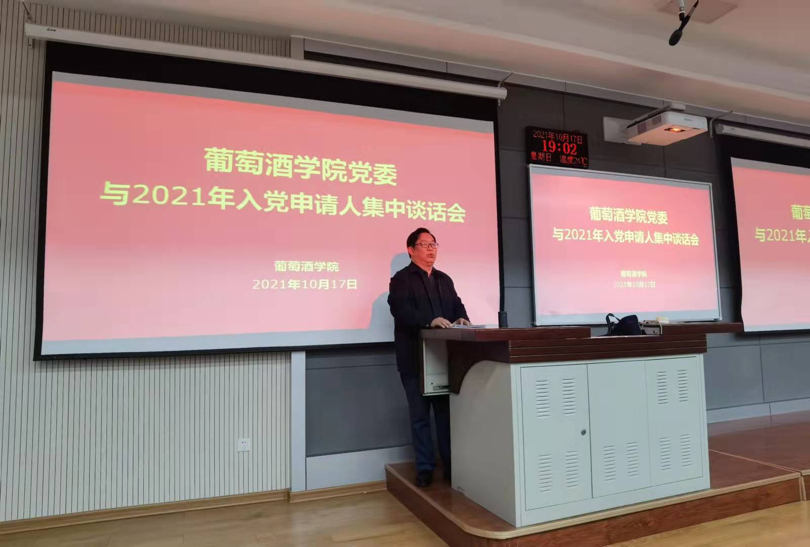 d8ff66f3795e4b16b96565ff904be5fd.jpg d8ff66f3795e4b16b96565ff904be5fd.jpg