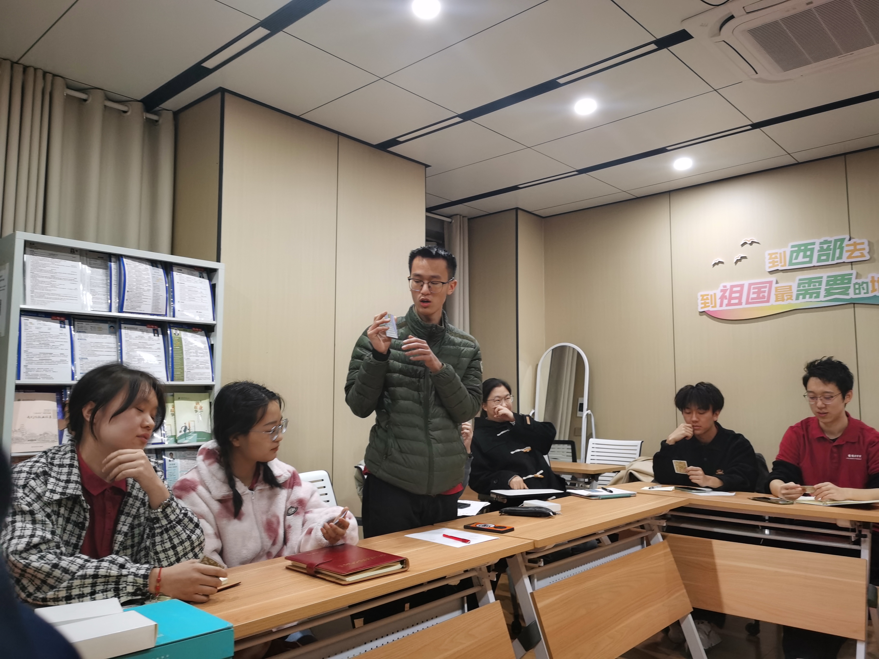 99e5388d3a114438b2a185da8457b7df.jpg 99e5388d3a114438b2a185da8457b7df.jpg